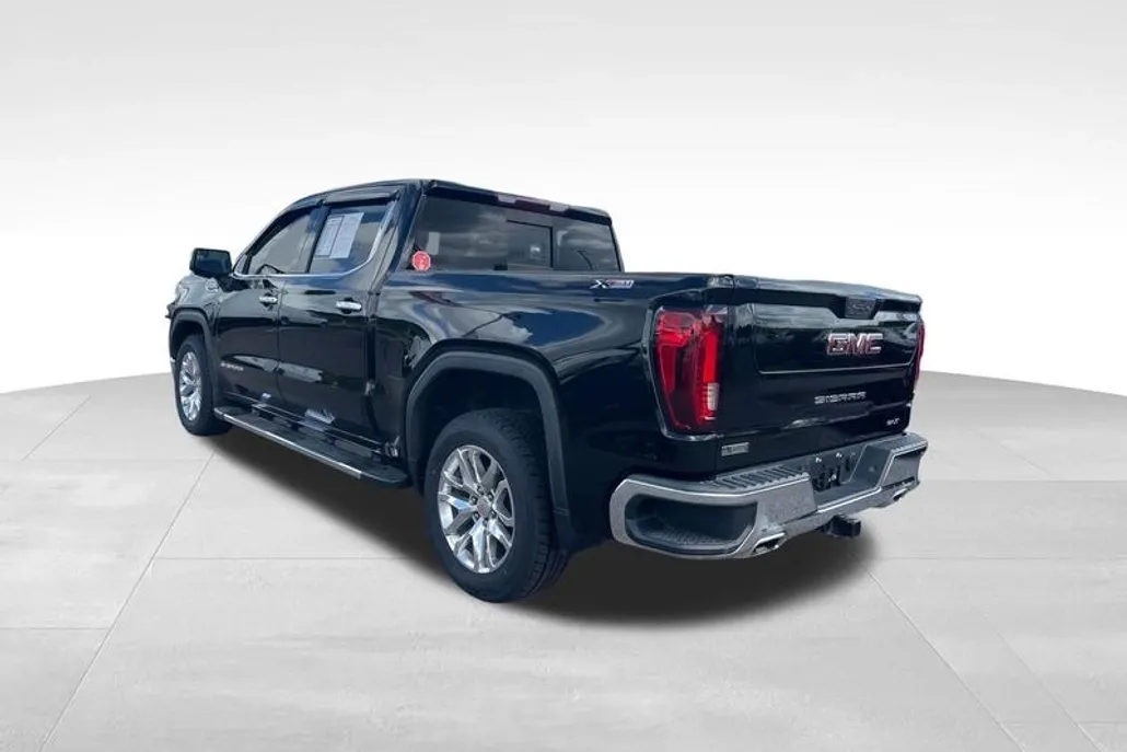 2021 Gmc Sierra 1500 SLT photo 1