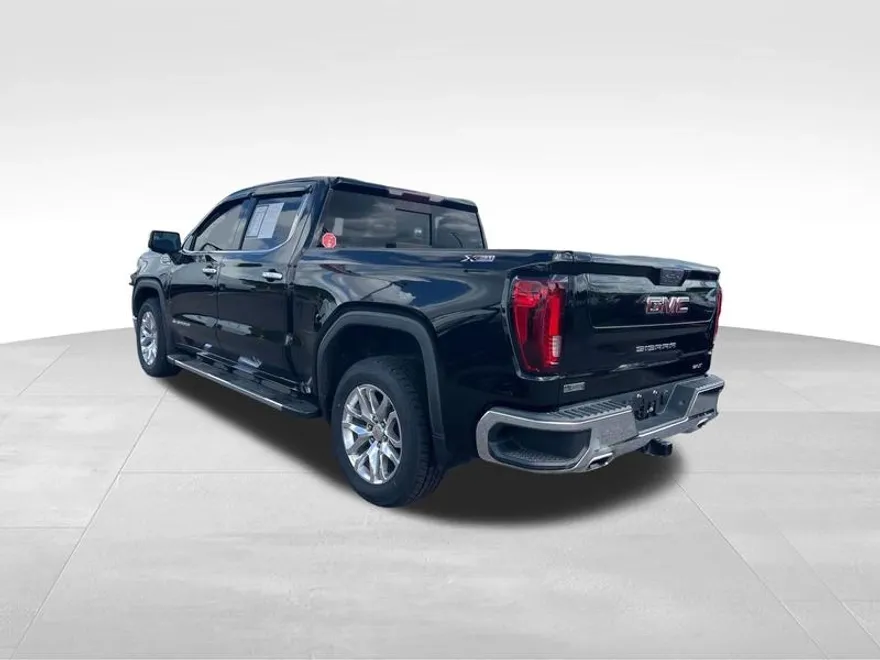 2021 Gmc Sierra 1500 SLT photo 1