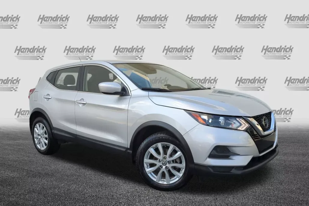 2020 Nissan Rogue Sport S photo 1