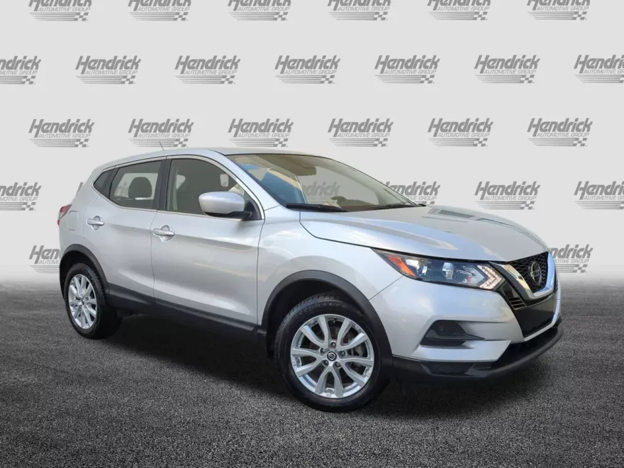 2020 Nissan Rogue Sport S photo 1