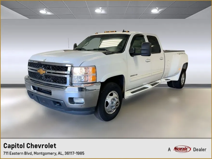 2013 Chevrolet Silverado 3500HD LTZ photo 1