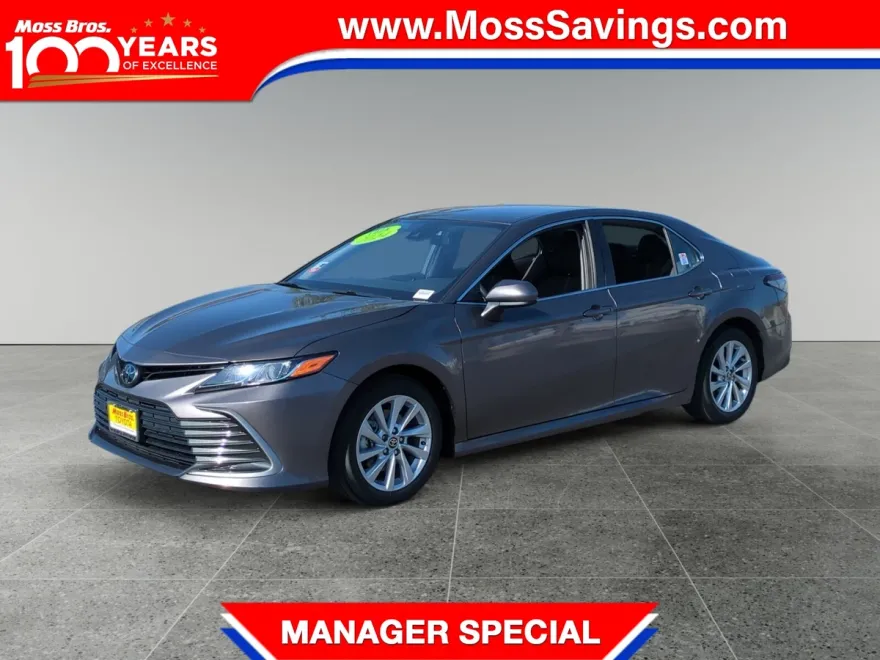 2024 Toyota Camry LE photo 1