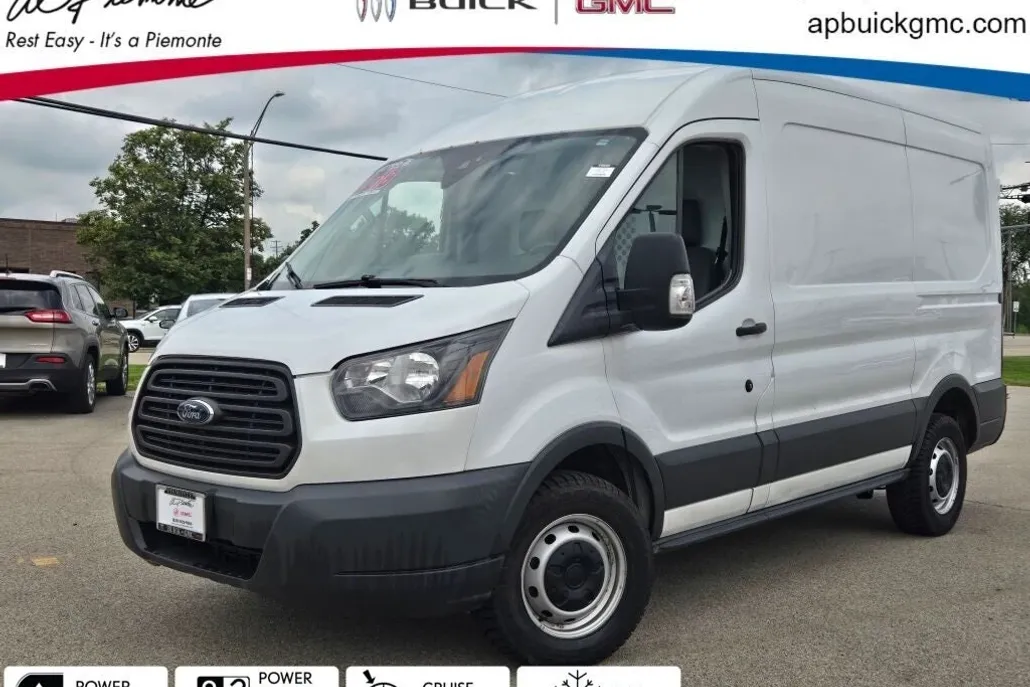 2018 Ford Transit photo 1