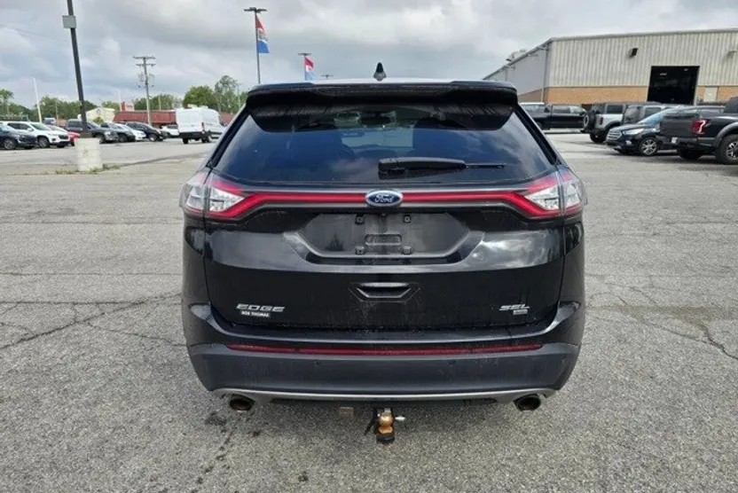 2015 Ford Edge SEL photo 1