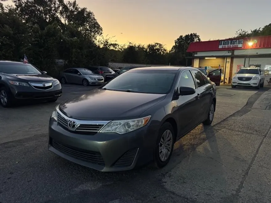 2013 Toyota Camry L photo 1