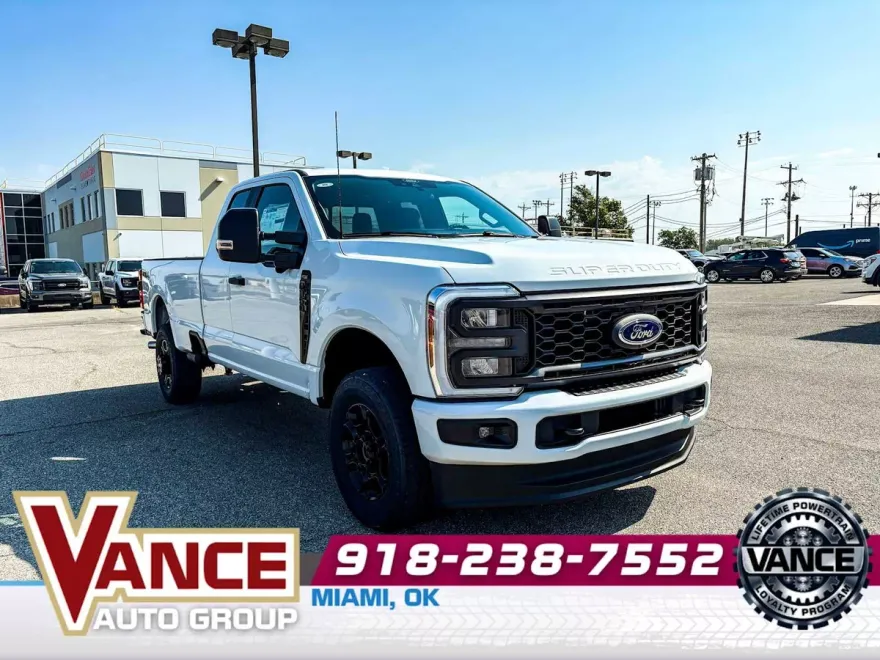 2025 Ford F-350 XL photo 1