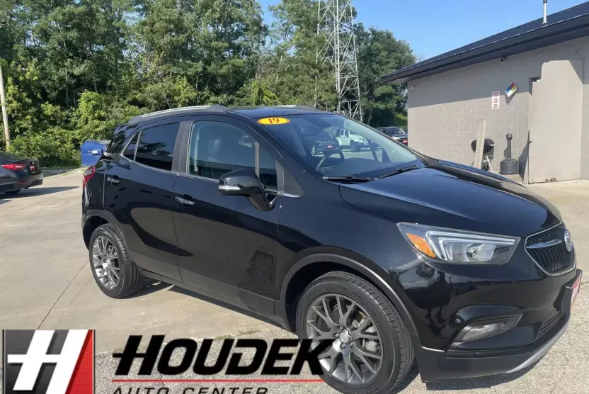 2019 Buick Encore Sport Touring photo 1