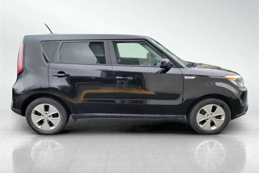2016 Kia Soul Base photo 1