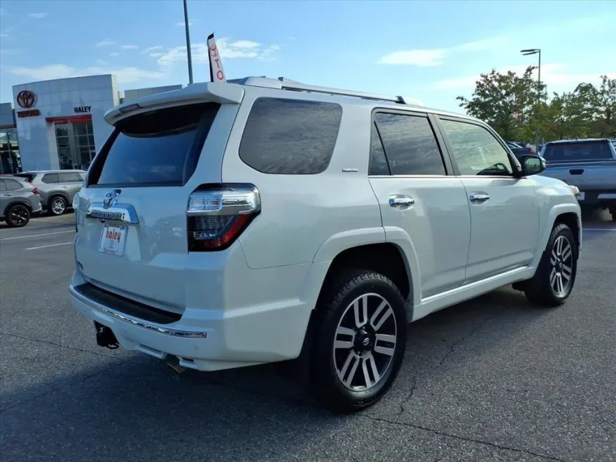 2022 Toyota 4Runner Limited 4WD photo 1