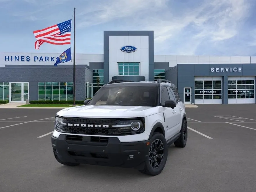 2025 Ford Bronco Sport Outer Banks photo 1