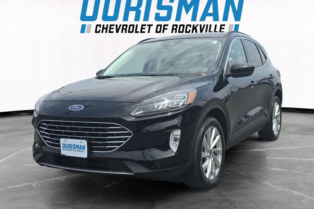 2022 Ford Escape Titanium Elite photo 1