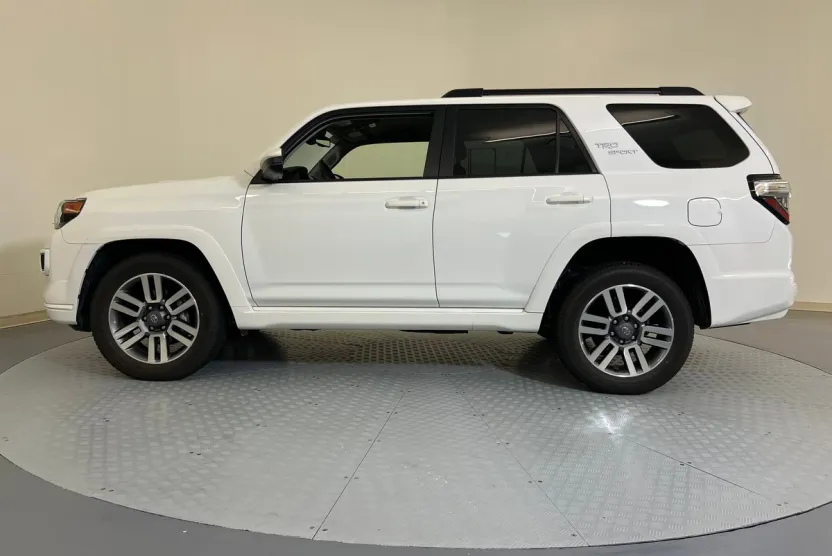 2024 Toyota 4Runner TRD Sport photo 1