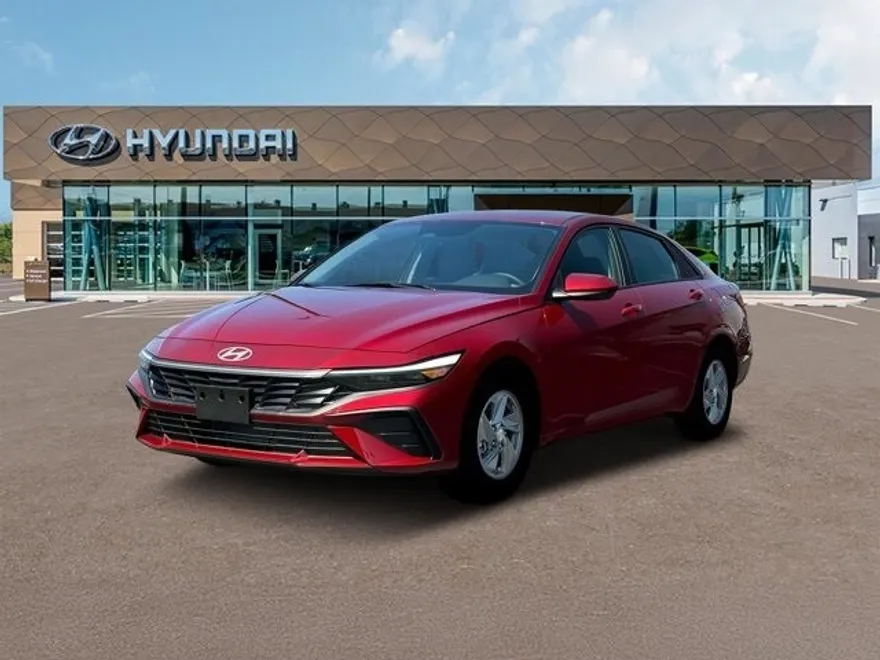 2025 Hyundai Elantra SE photo 1