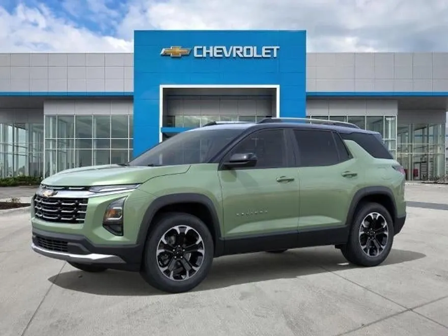 2026 Chevrolet Equinox LT photo 1