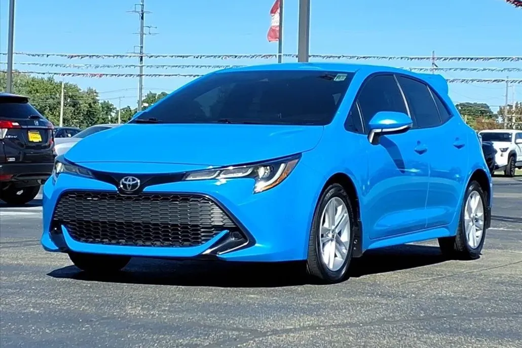 2021 Toyota Corolla SE photo 1