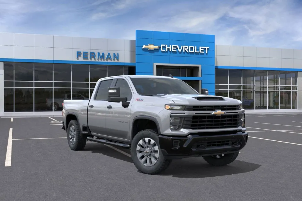 2025 Chevrolet Silverado 2500HD Custom photo 1