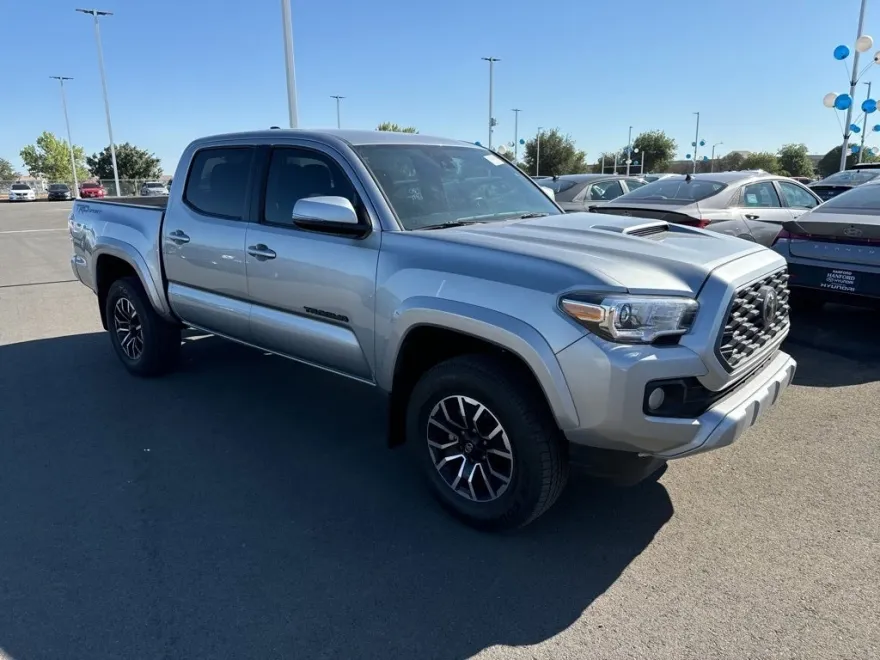 2022 Toyota Tacoma TRD Sport V6 photo 1