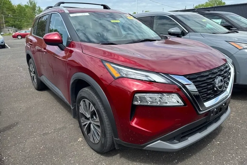 2023 Nissan Rogue SV photo 1
