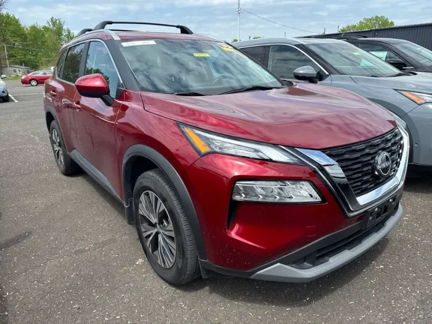2023 Nissan Rogue SV photo 1