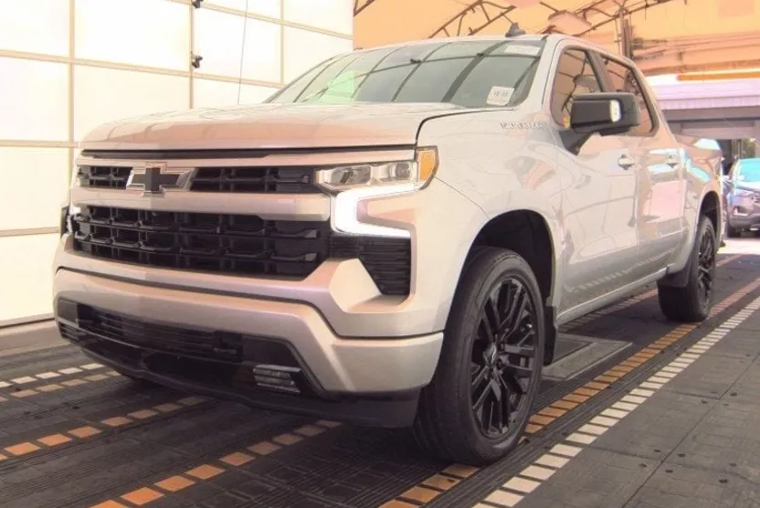 2022 Chevrolet Silverado 1500 RST photo 1