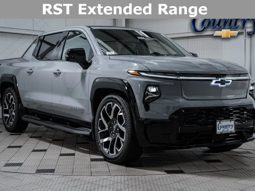 2025 Chevrolet Silverado EV RST photo 1