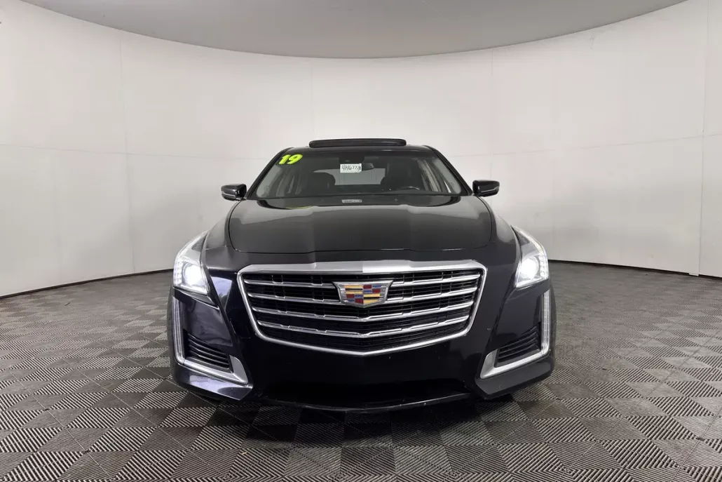 2019 Cadillac CTS Sedan Luxury photo 1