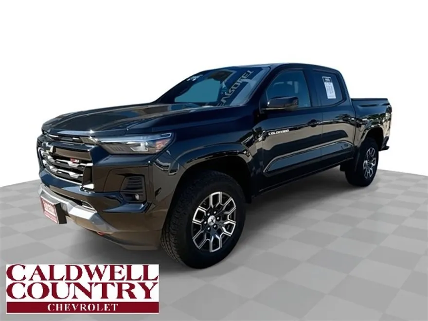 2023 Chevrolet Colorado Z71 photo 1