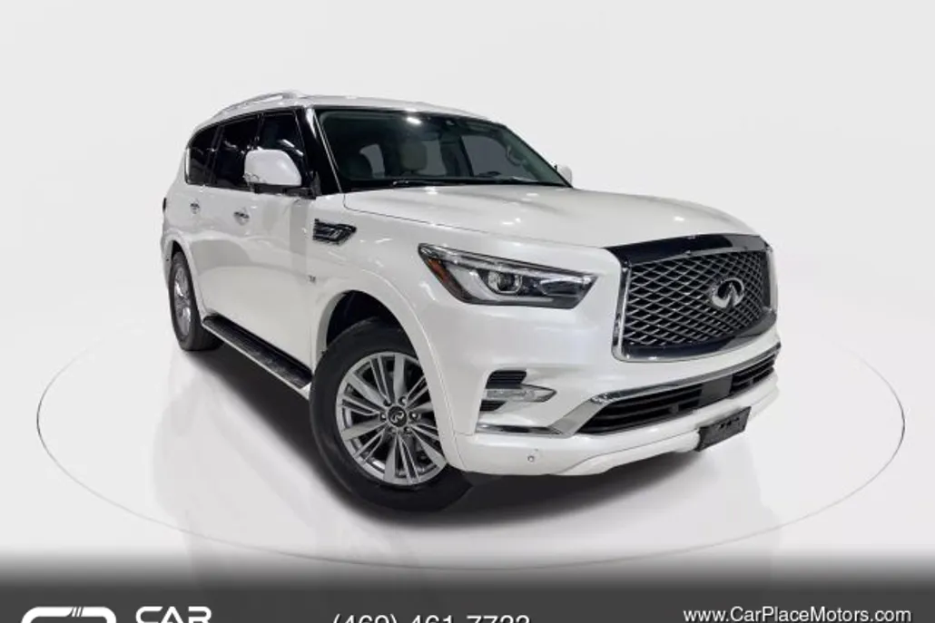 2019 Infiniti QX80 Luxe photo 1