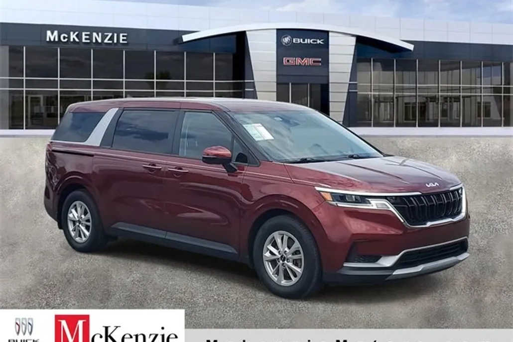 2023 Kia Carnival LX photo 1