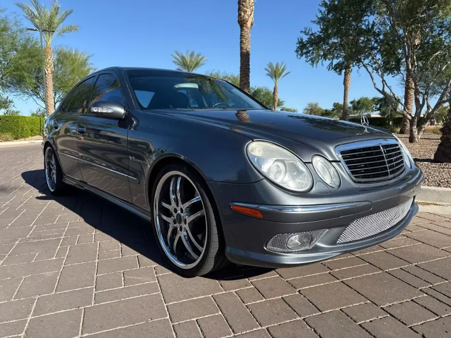 2005 Mercedes Benz E 55 AMG photo 1