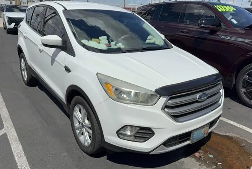 2017 Ford Escape SE photo 1