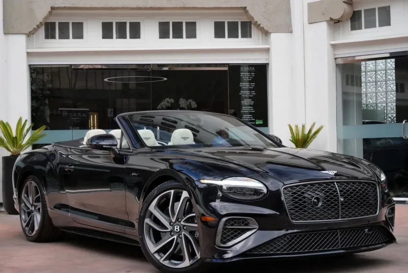 2025 Bentley Continental GTC Speed photo 1