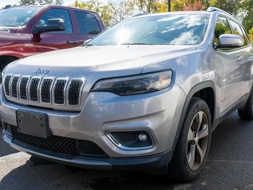 2019 Jeep Cherokee Limited photo 1