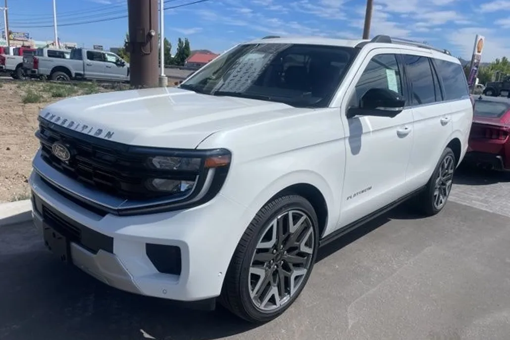 2025 Ford Expedition Platinum photo 1