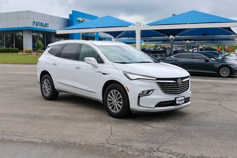 2024 Buick Enclave Premium photo 1