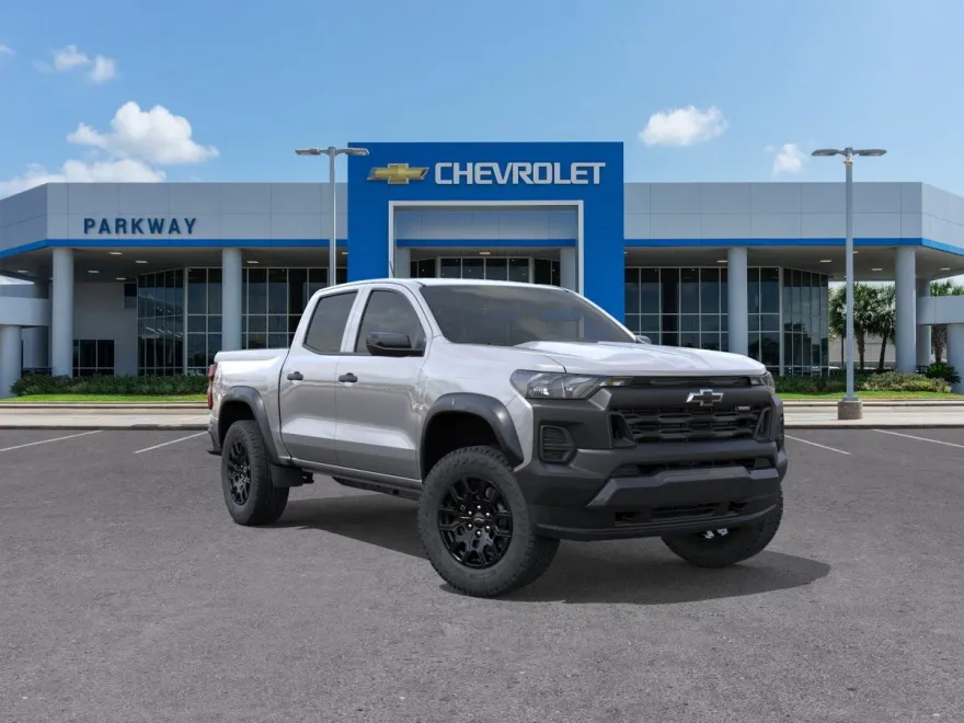 2026 Chevrolet Colorado Trail Boss photo 1