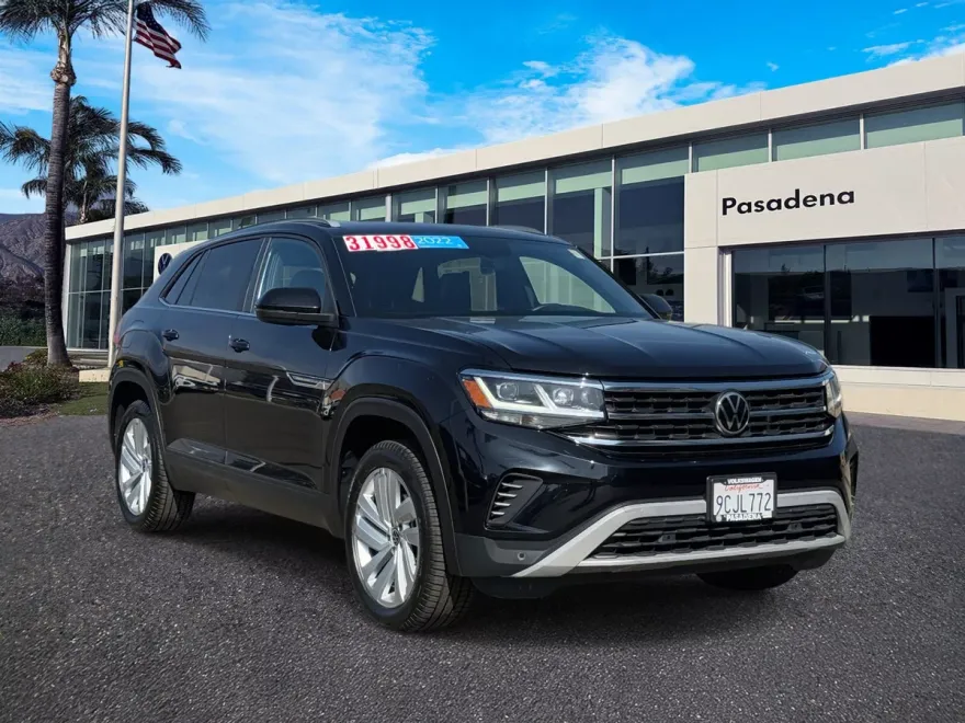 2022 Volkswagen Atlas Cross Sport SE Technology photo 1