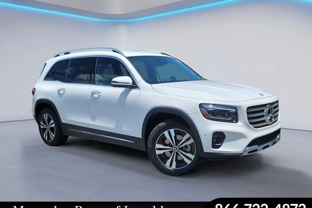 2025 Mercedes Benz GLB 250 4MATIC photo 1