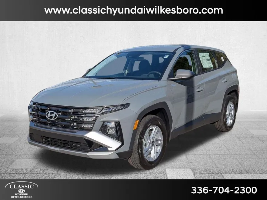 2026 Hyundai Tucson SE photo 1