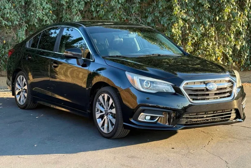 2018 Subaru Legacy 2.5i Limited photo 1