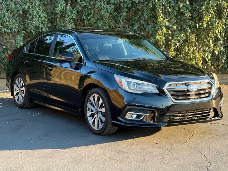 2018 Subaru Legacy 2.5i Limited photo 1