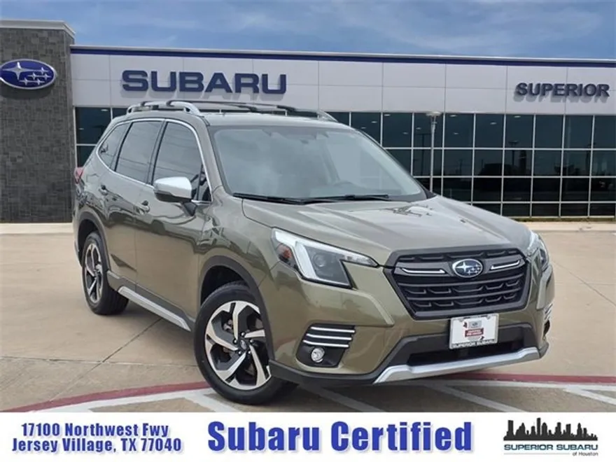 2024 Subaru Forester Touring photo 1