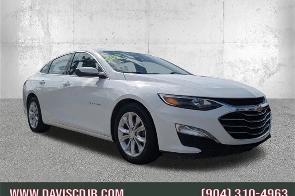2024 Chevrolet Malibu 1LT photo 1