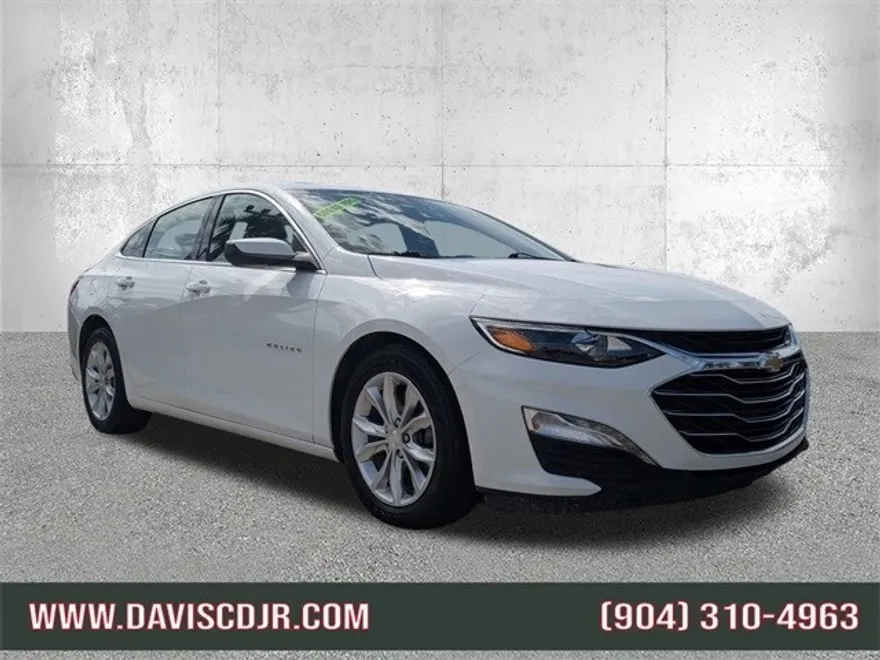 2024 Chevrolet Malibu 1LT photo 1