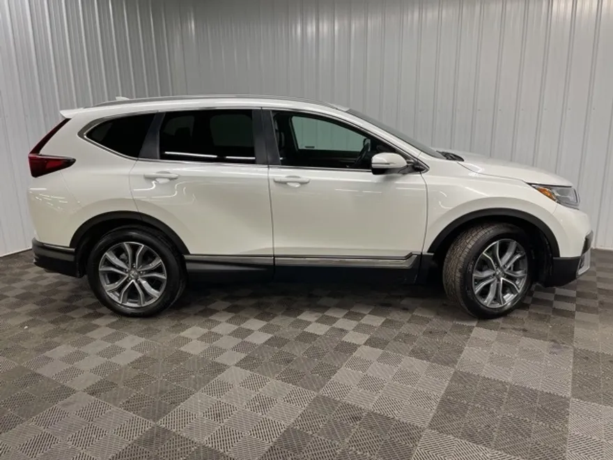 2022 Honda CR-V Touring photo 1