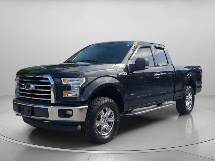 2015 Ford F-150 photo 1
