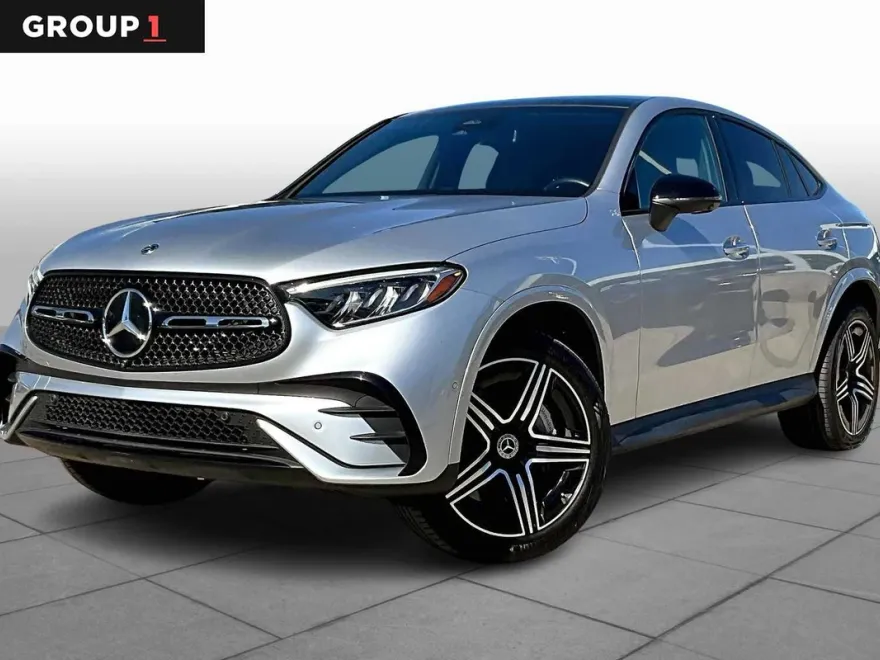 2024 Mercedes Benz GLC 300 4MATIC photo 1