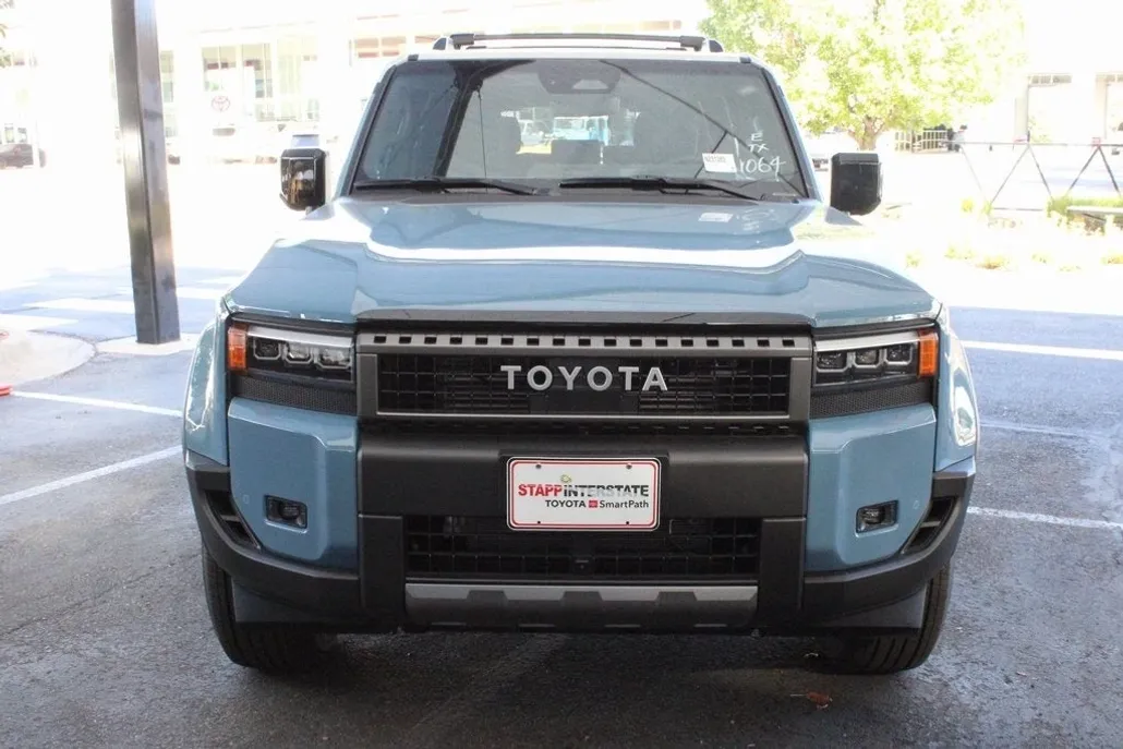 2025 Toyota Land Cruiser Base photo 1