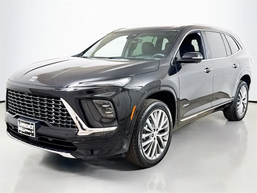 2026 Buick Enclave Avenir photo 1