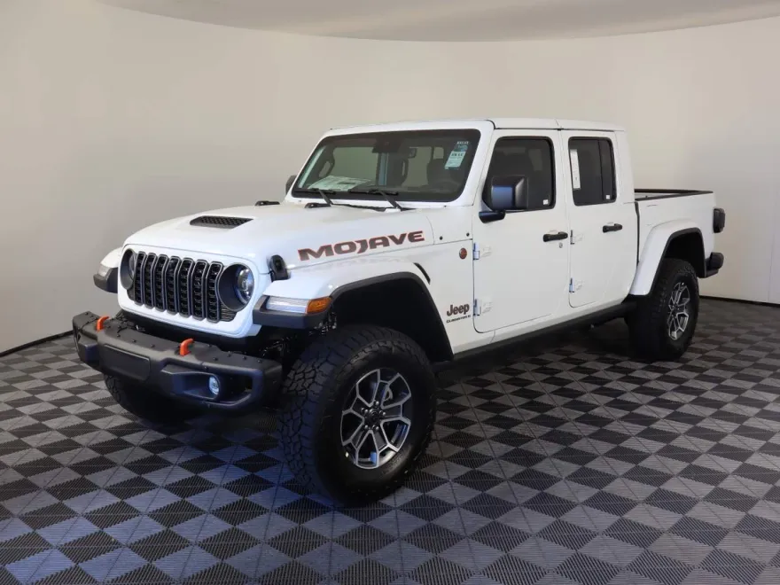 2025 Jeep Gladiator Mojave photo 1